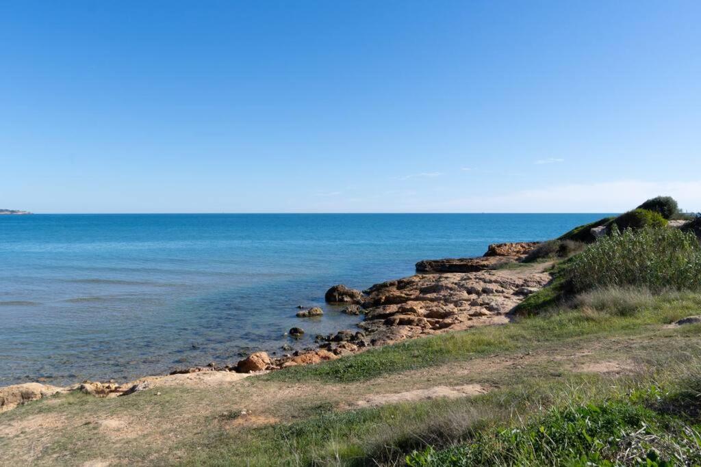 Privilegiado-Tarragona-50Mplaya-Wifi-Pool-Relax8 ภายนอก รูปภาพ