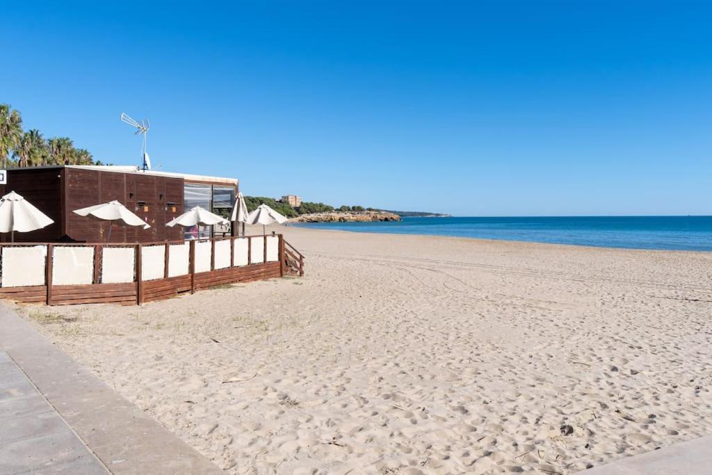 Privilegiado-Tarragona-50Mplaya-Wifi-Pool-Relax8 ภายนอก รูปภาพ