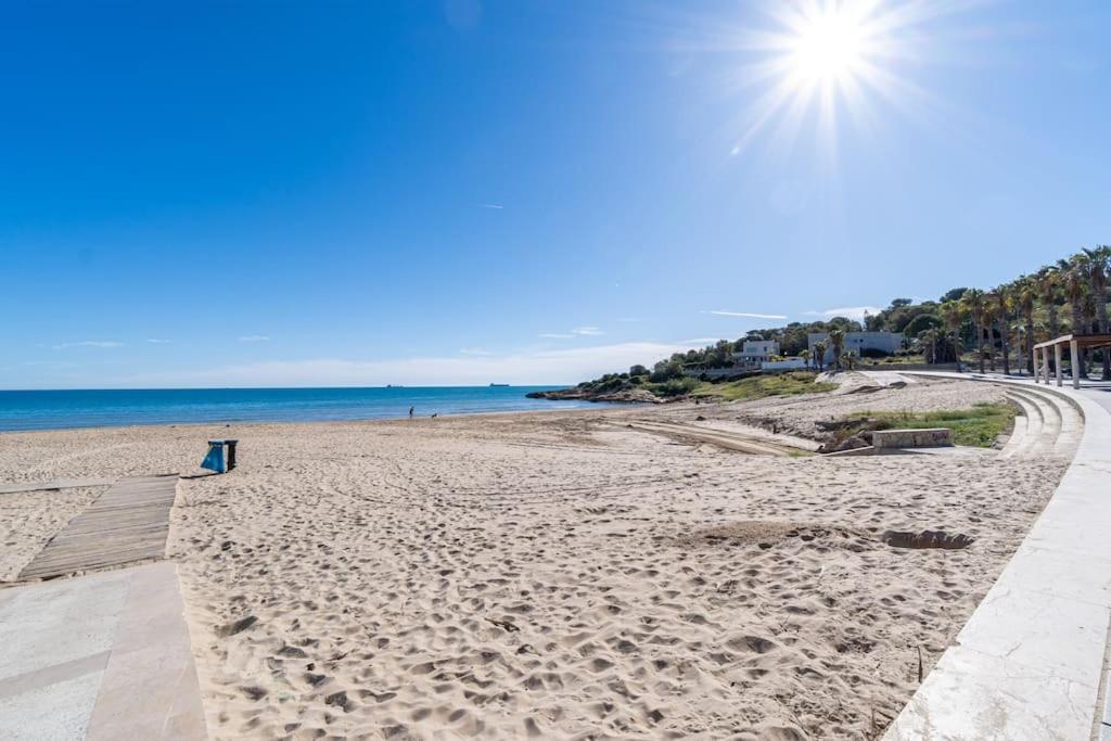 Privilegiado-Tarragona-50Mplaya-Wifi-Pool-Relax8 ภายนอก รูปภาพ